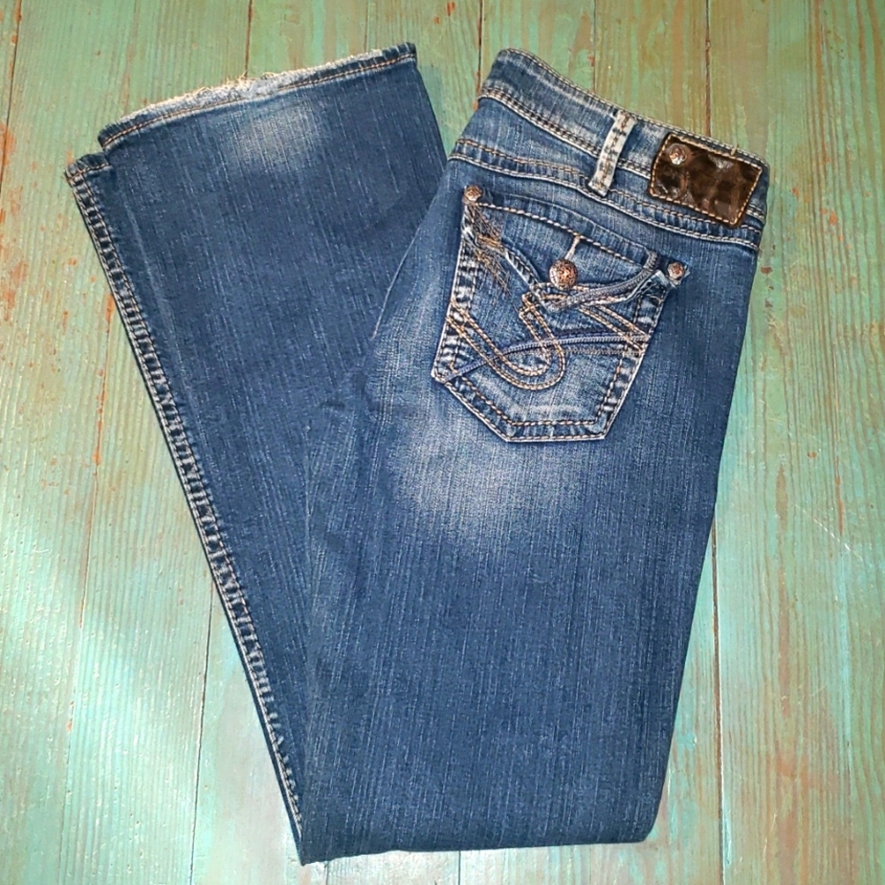 Silver Pioneer Bootcut Jeans. Size 32x33